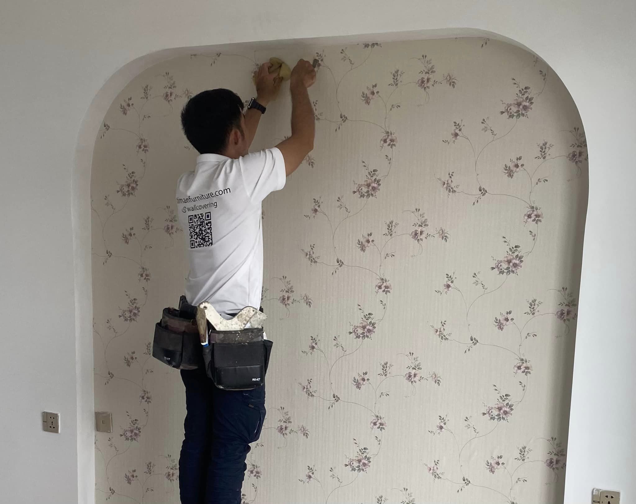 Quá trình thi công giấy dán tường quận 7 tại chung cư The Ascentia
